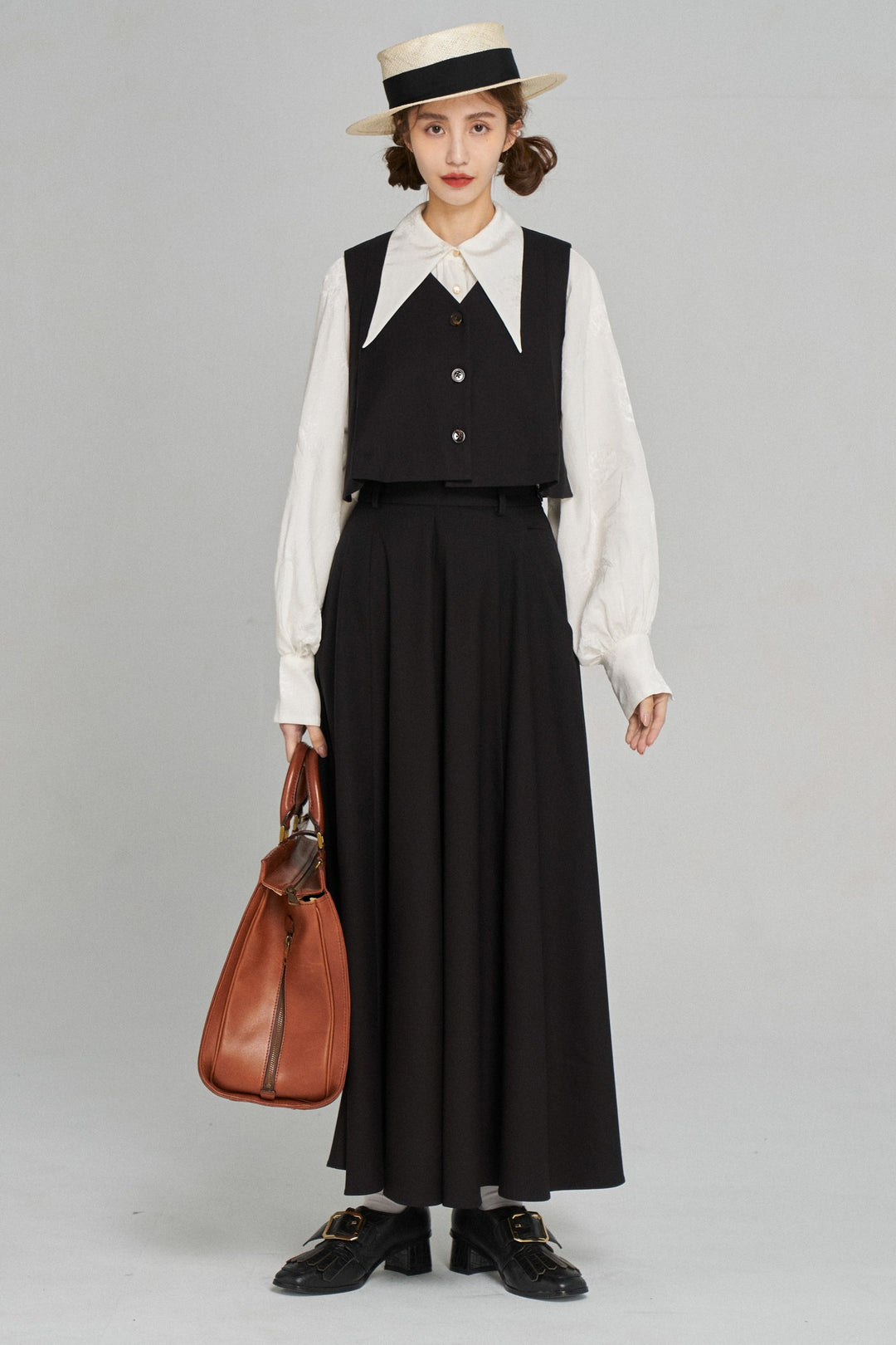 誰が一番早く家につくか勝負しよう》プリーツデザインクロップドベスト