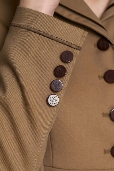 《うちで晩御飯食べていきなよ》ペプラムジャケット-Brown