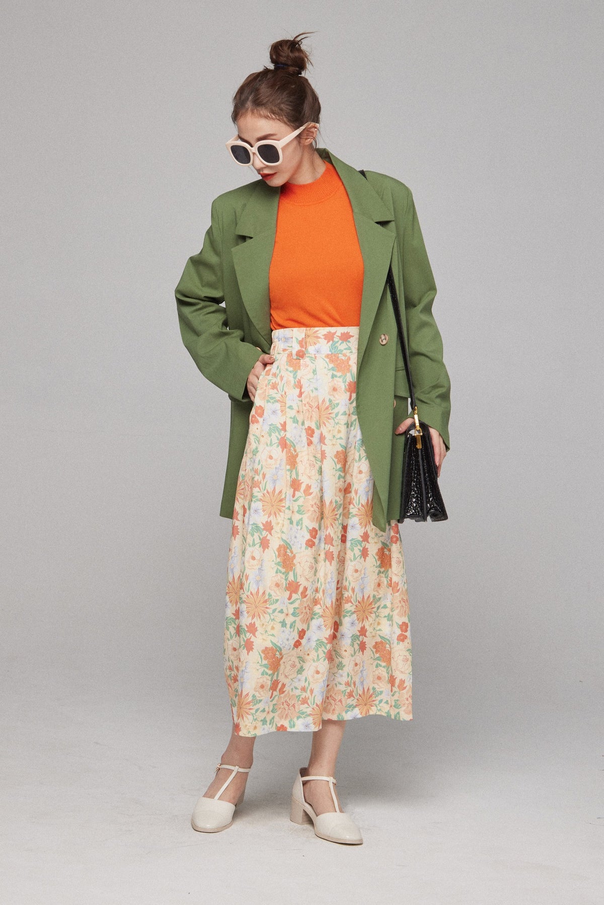 《Draw a map with tree branches》Double button jacket-Light green