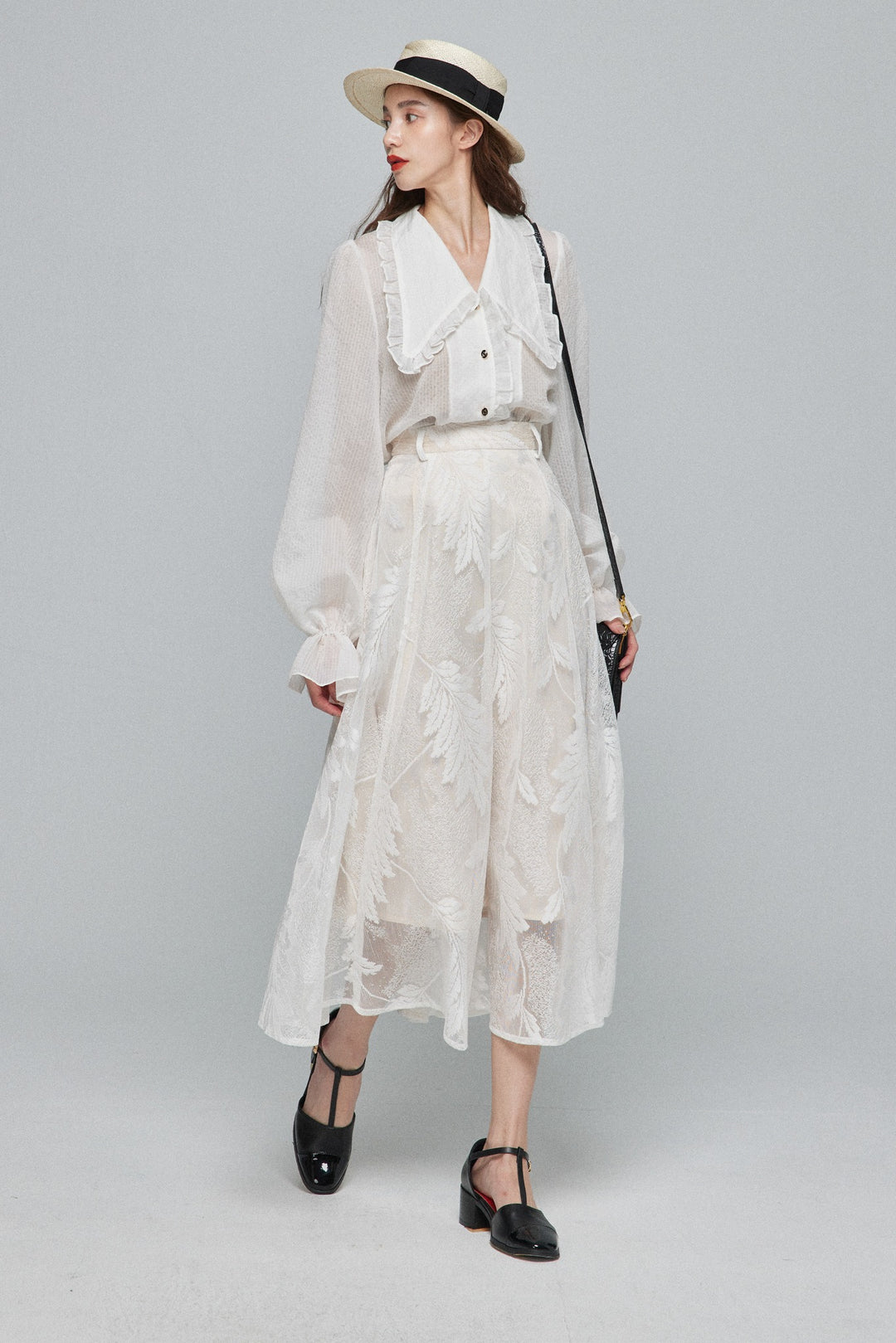 《メリーがまた嫉妬している》シースルーフリルブラウス-Off White