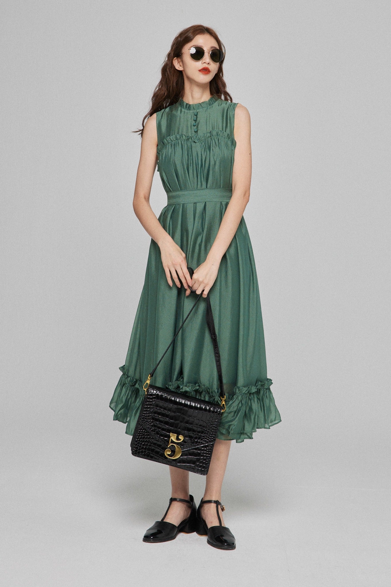 キラキラ輝く湖面に》ラッフルトリムドレス-Dark green – Tnewties