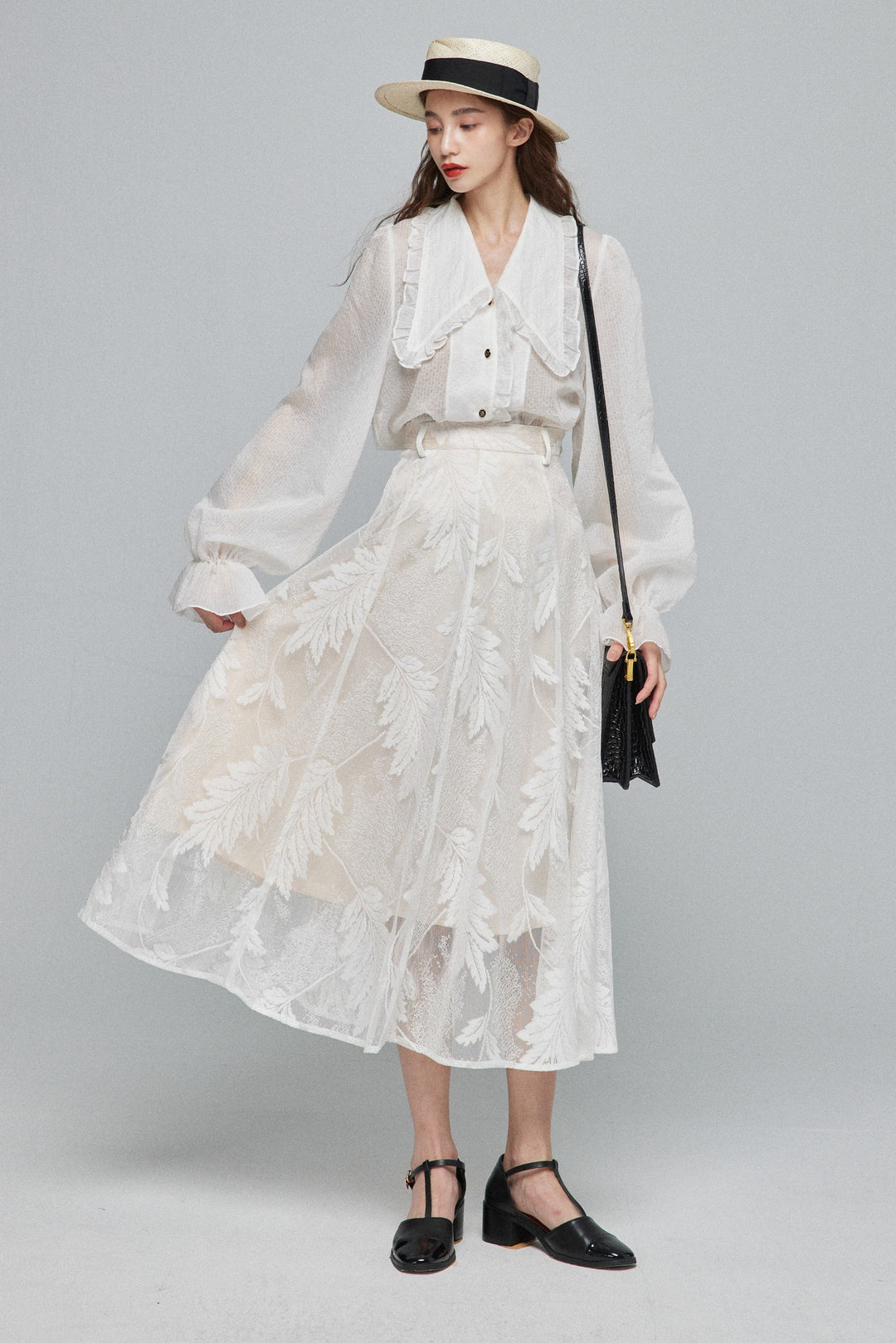 《メリーがまた嫉妬している》シースルーフリルブラウス-Off White
