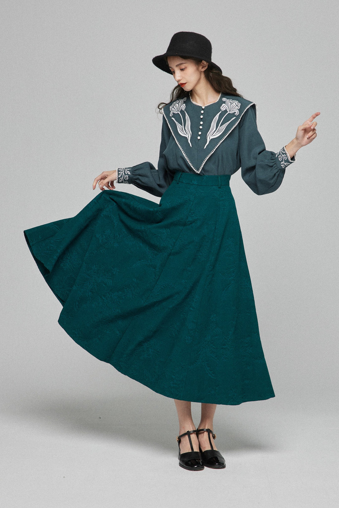 tnewties トゥエンティーズ ≪1分以内に食べ終わった≫ skirt S