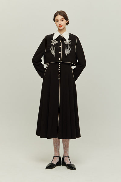《Cast the moon spell》Flare sleeve frilled blouse