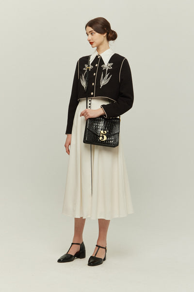《Cast the moon spell》Flare sleeve frilled blouse