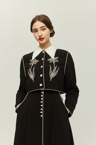 《Cast the moon spell》Flare sleeve frilled blouse