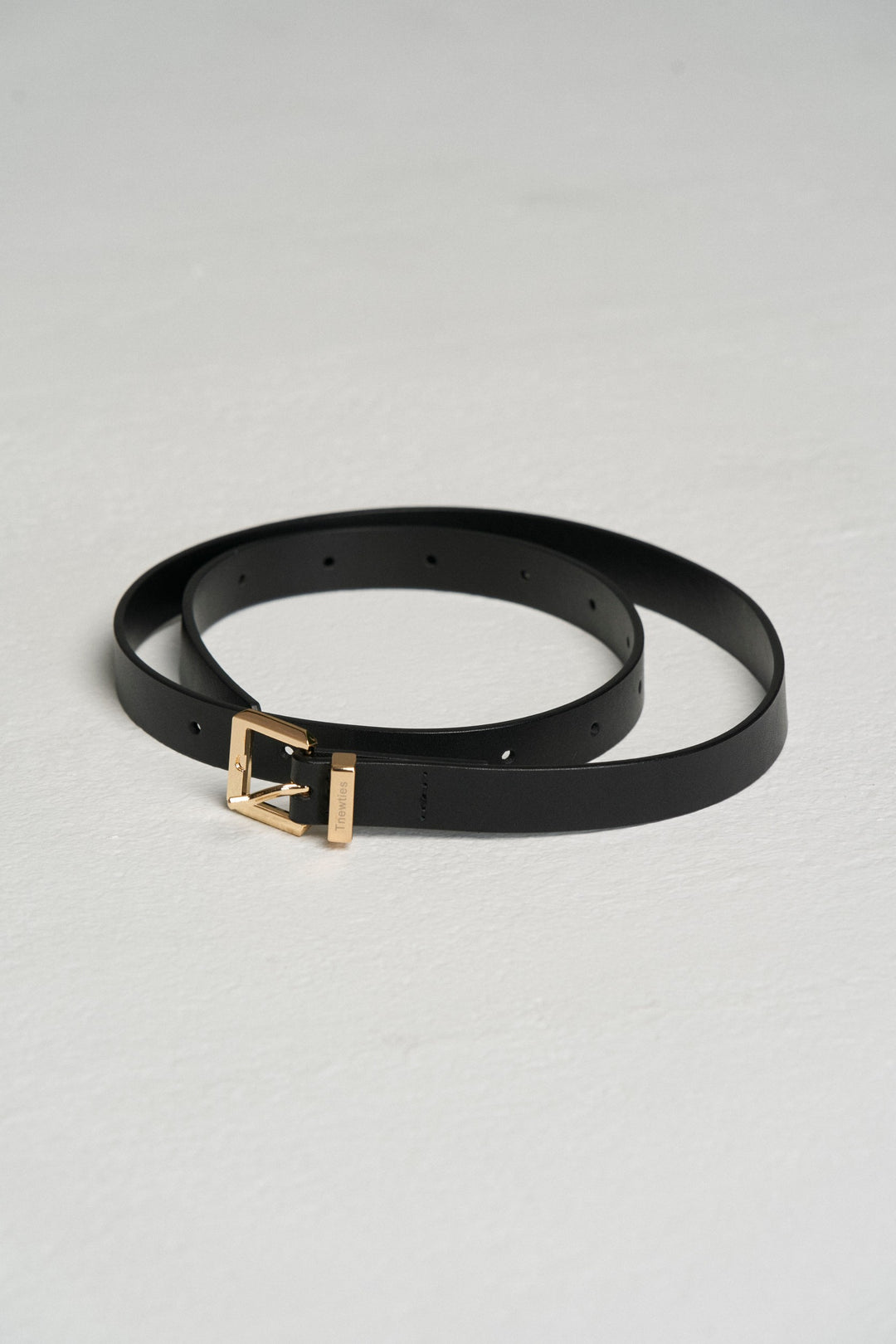 square buckle leather narrow belt