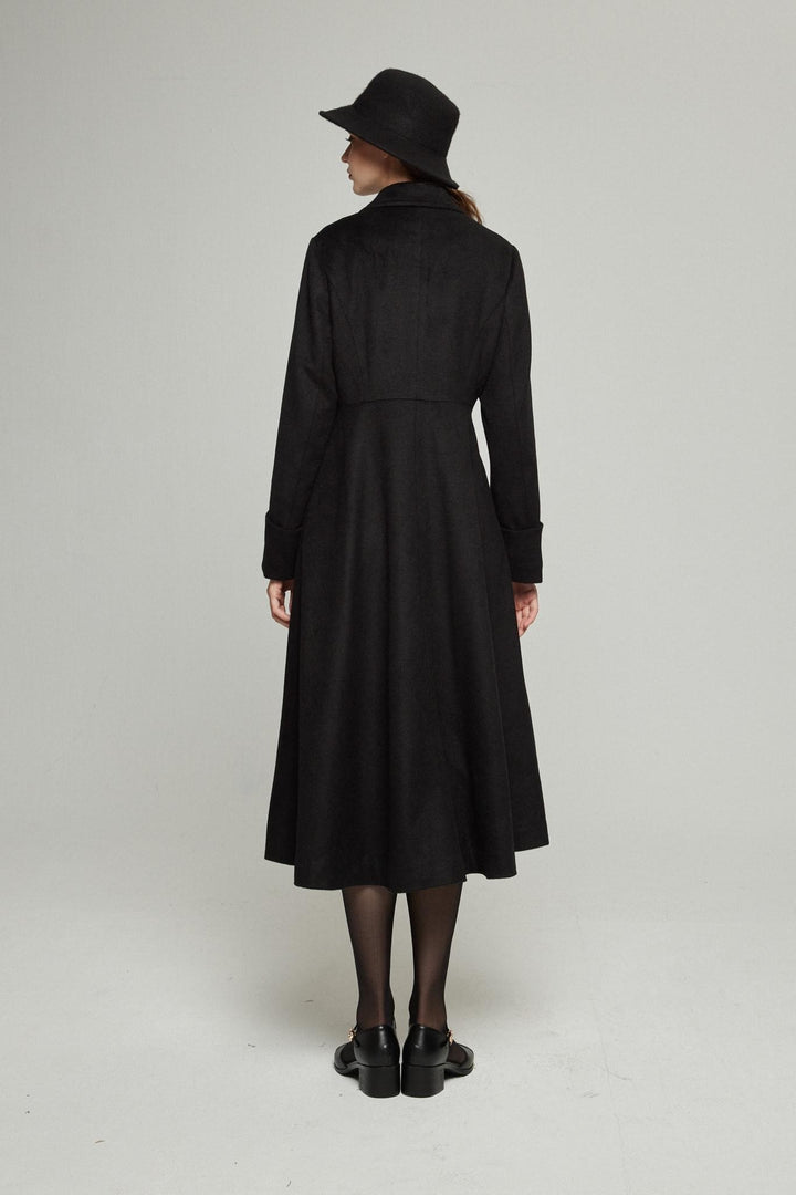 《サイコロに息を吹きかけて》ダブルブレストウールブレンドコート-Black
