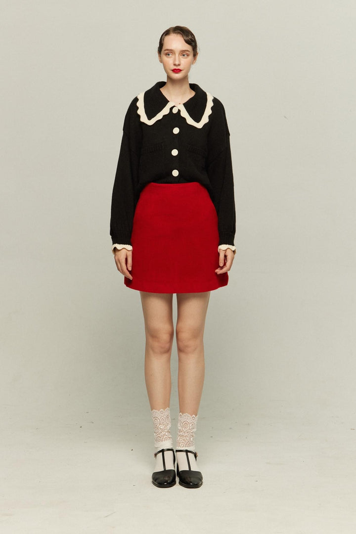 《I only want to eat salad》 Scallop design knit cardigan-Black