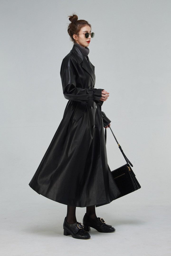 黒幕の登場》ダブルブレストフェイクレザーコート-Black – Tnewties